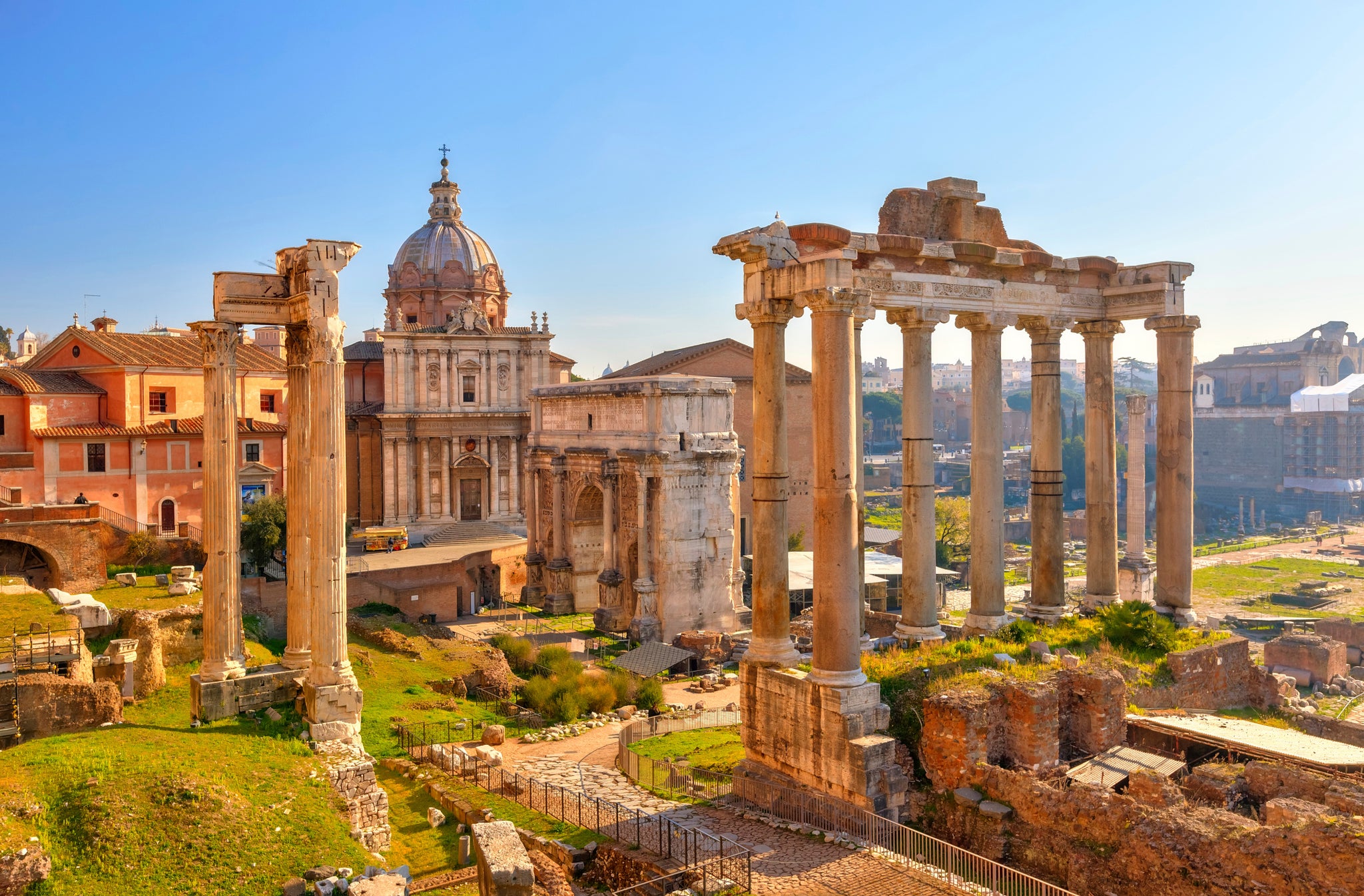 Le migliori guide per visitare Roma - scopri i luoghi meno turistici